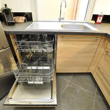 Апартаменты Le Patio - 2 Dans Le Quartier De *