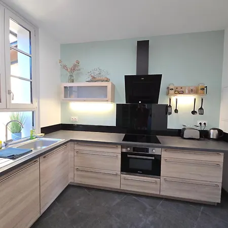 Appartement Le Patio - 2 Dans Quartier Recherché *