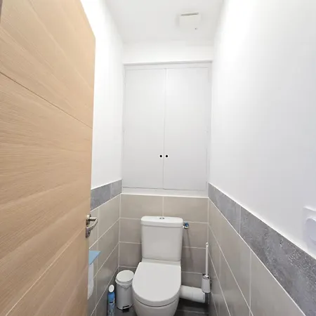 Le Patio - 2 Dans Le Quartier De *