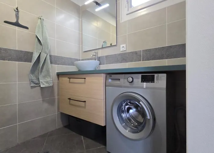 Le Patio - 2 Dans Le Quartier De